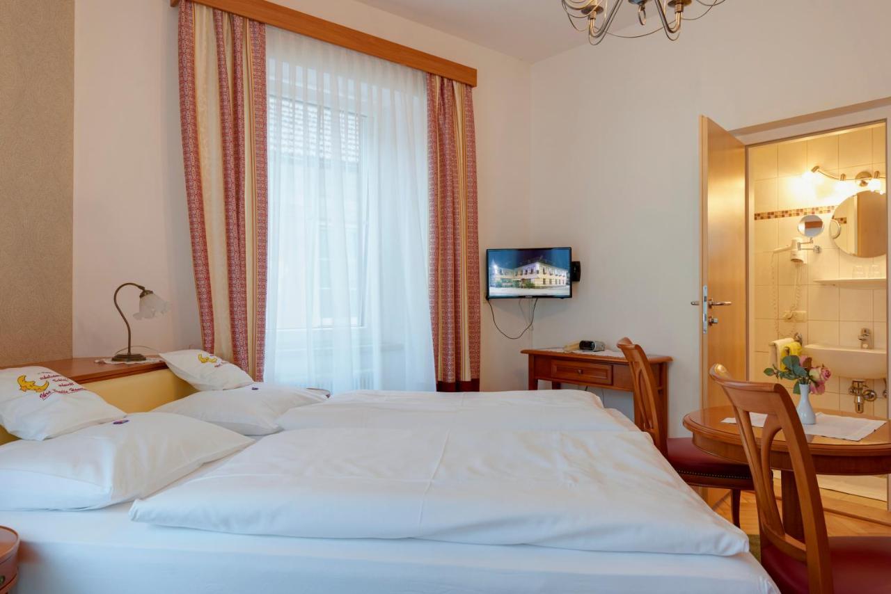 באד הל Gasthof Hametner Mit Innviertlerhof Mit Direktem Zugang Zur Therme Mediterrana Durch Unseren Garten! מראה חיצוני תמונה