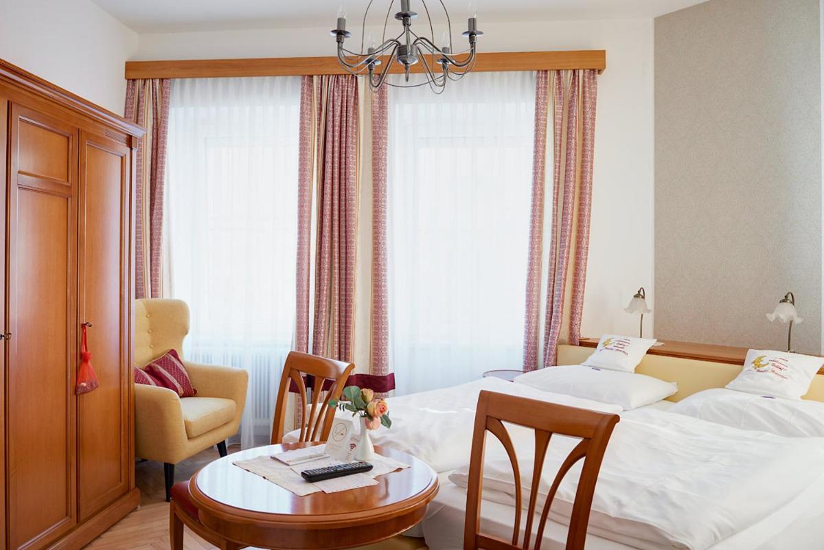באד הל Gasthof Hametner Mit Innviertlerhof Mit Direktem Zugang Zur Therme Mediterrana Durch Unseren Garten! מראה חיצוני תמונה
