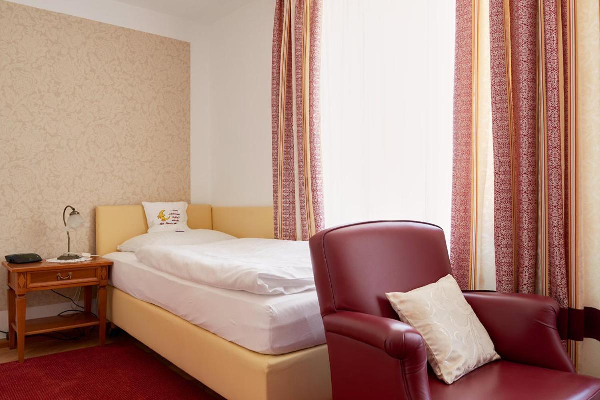 באד הל Gasthof Hametner Mit Innviertlerhof Mit Direktem Zugang Zur Therme Mediterrana Durch Unseren Garten! מראה חיצוני תמונה